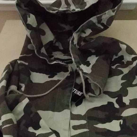 Jacket - Picture 5 of 6